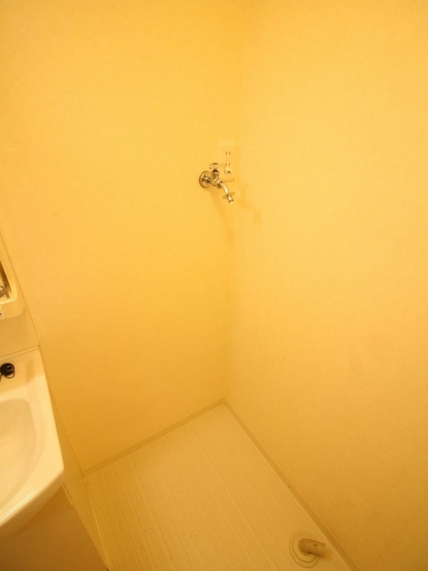 洗濯機置場 上野坂ｸﾞﾗﾝﾊｲﾂA