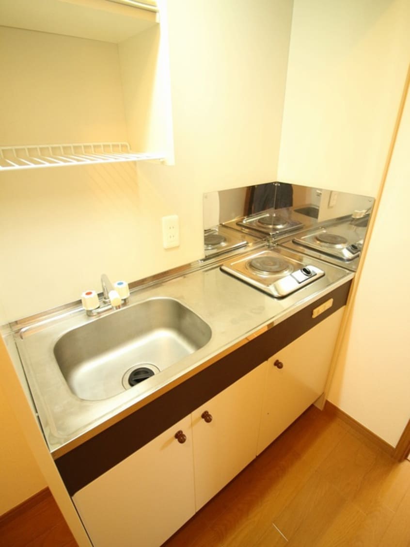 キッチン 上野坂ｸﾞﾗﾝﾊｲﾂA