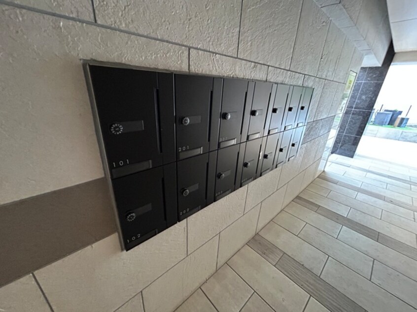 エントランス部分 エムズコートⅡ南