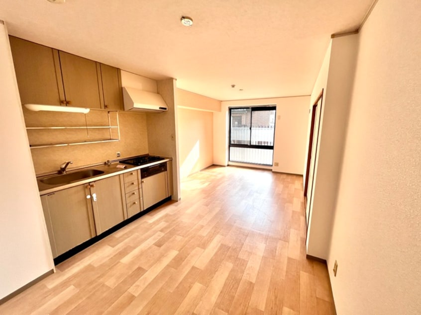 居室 岡田山ハイツＢ棟