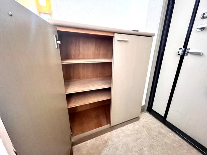 靴箱 岡田山ハイツＢ棟