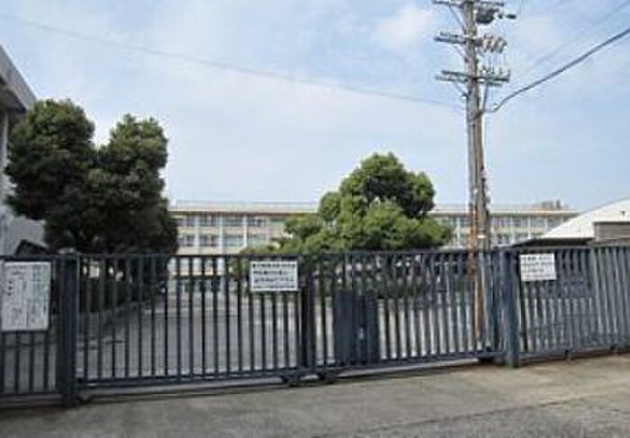 大阪府立門真西高等学校(高等学校/高等専門学校)まで134m 北崎貸家３