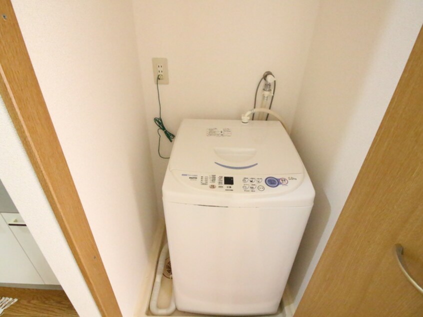 洗濯機置場 ラフィネＣＴＲＳ