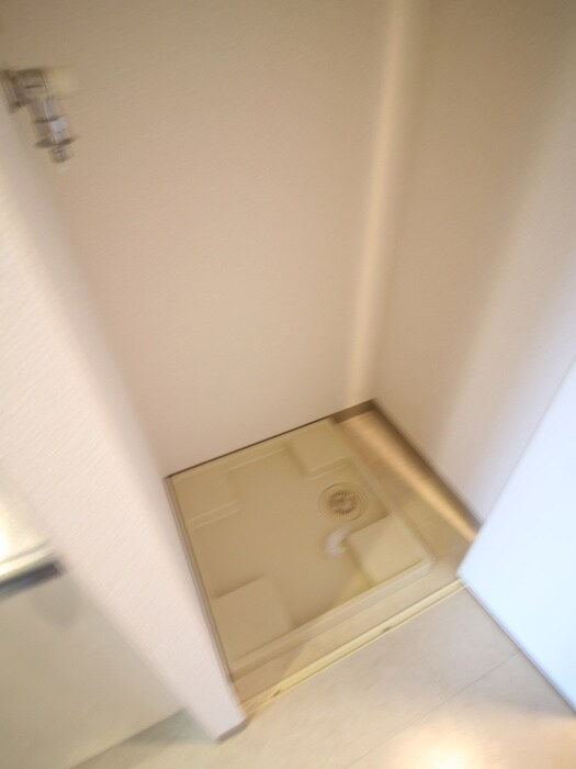 洗濯機置場 アヴァンセク－ル京橋南