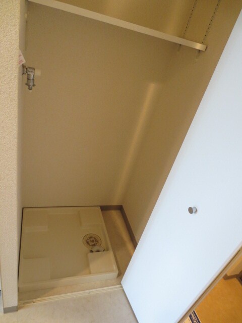 洗濯機置場 アヴァンセク－ル京橋南