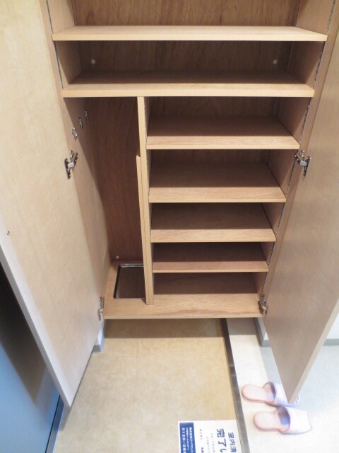 靴箱 アヴァンセク－ル京橋南