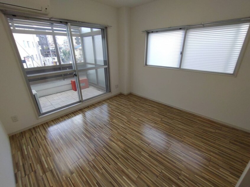 居室 ＯＩＫＯＳ伊丹