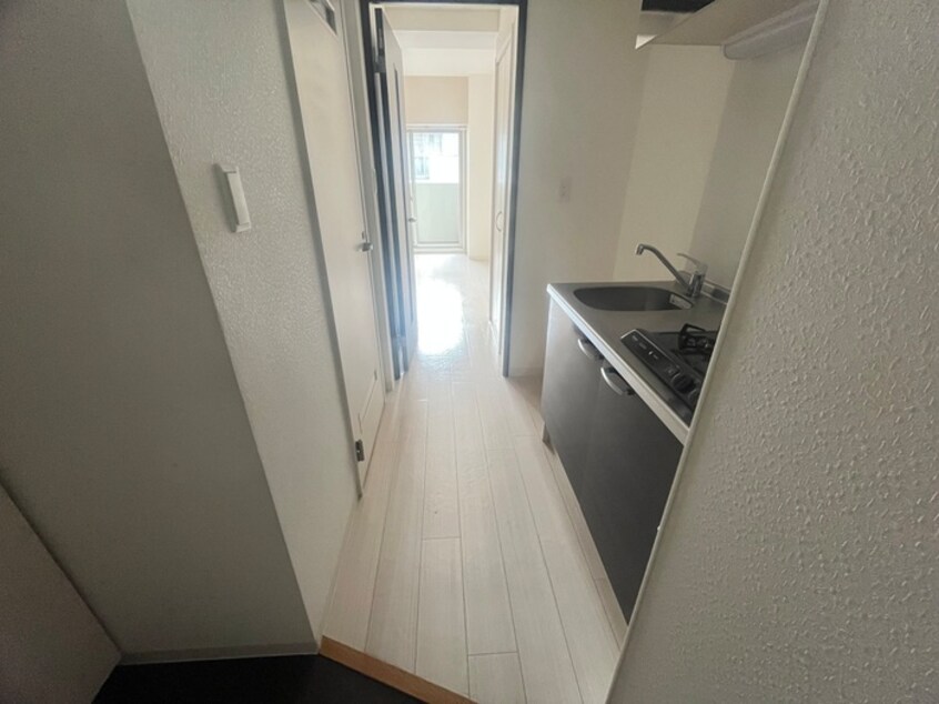 廊下 シャルマンパレ神戸花隈