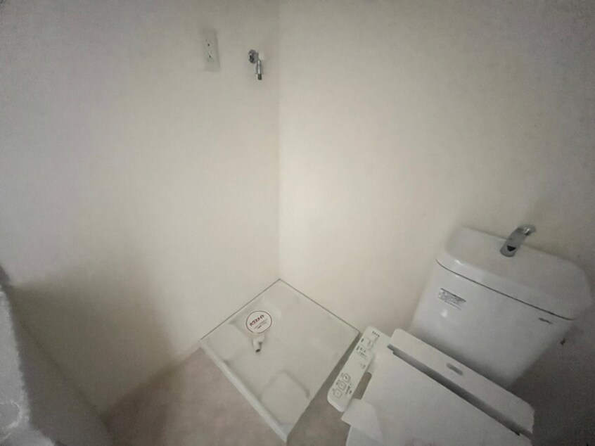 洗濯機置場 シャルマンパレ神戸花隈