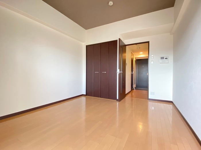 居室 ｱｸｱﾌﾟﾚｲｽ京都御所ノ内（701）