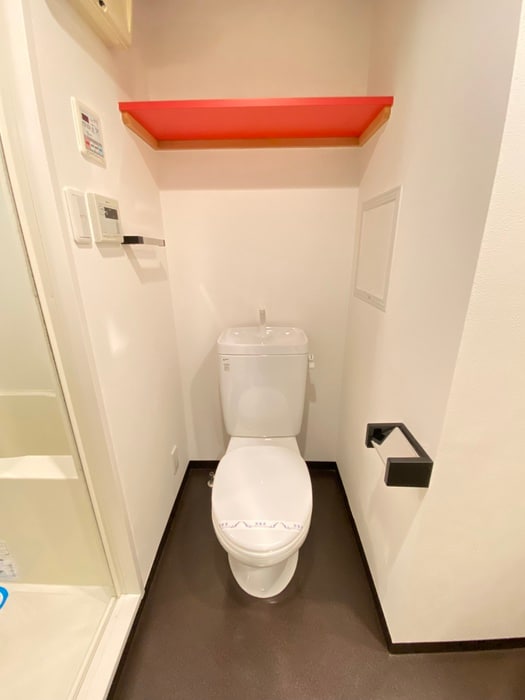 トイレ ｱｸｱﾌﾟﾚｲｽ京都御所ノ内（701）