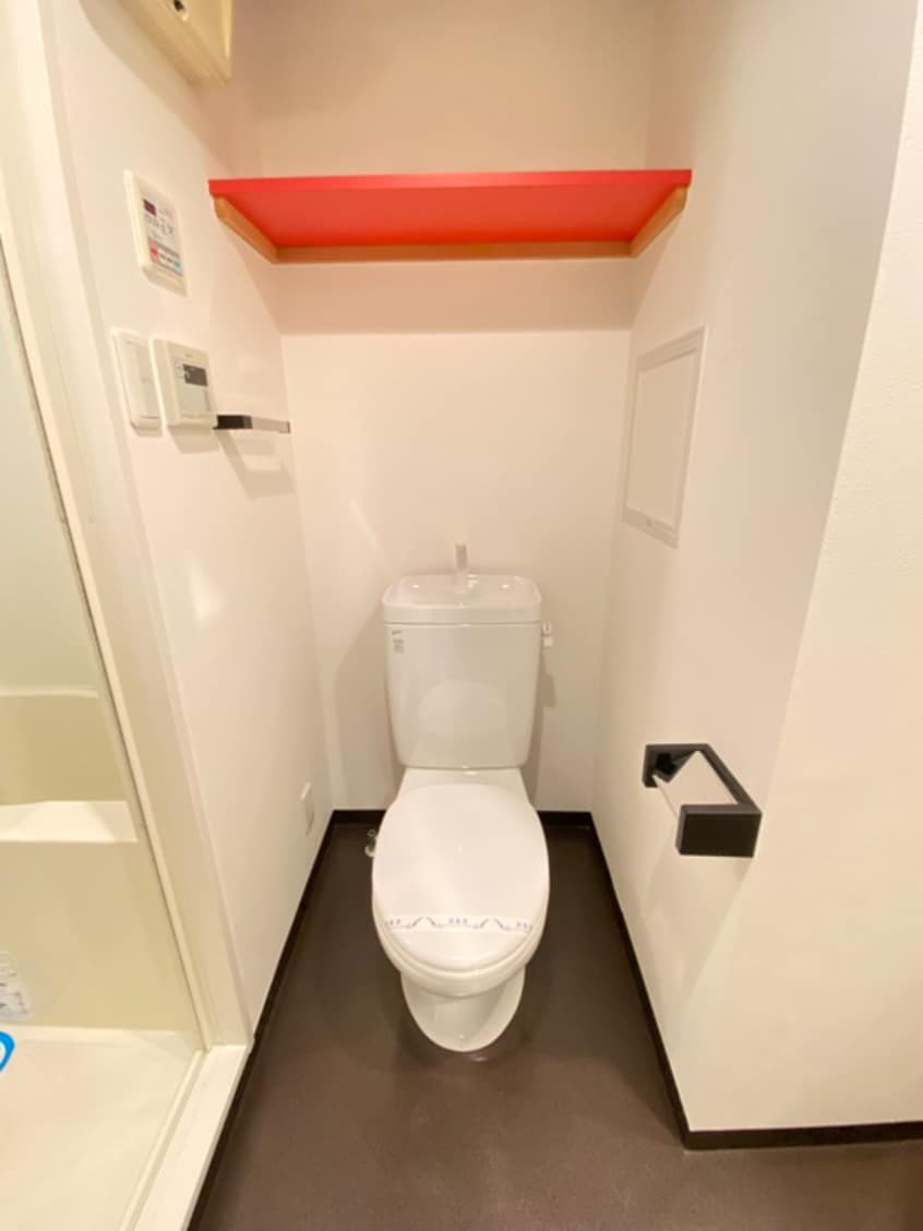 トイレ ｱｸｱﾌﾟﾚｲｽ京都御所ノ内（701）