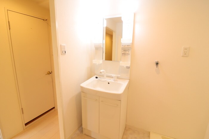 洗面 ＣＲＡＳＩＳ昭和通