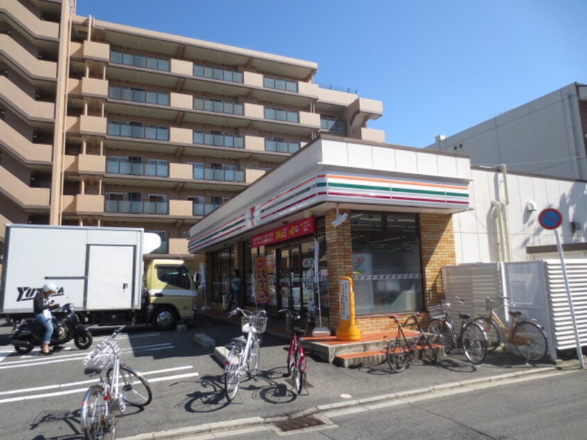 セブンイレブン田中古川町(コンビニ)まで20m Ａフラットタカノ