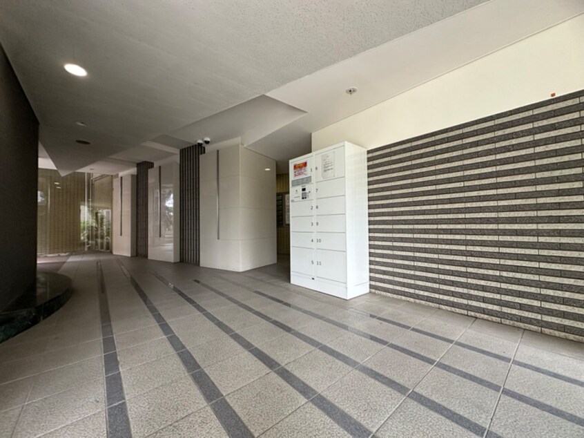 エントランス部分 サンシャイン南茨木