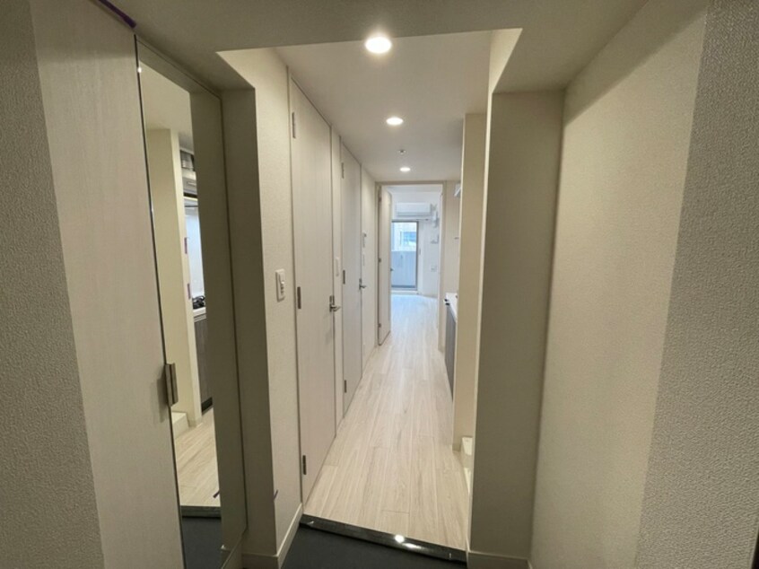 廊下 ﾌﾟﾚｻﾝｽ大国町ｱﾄﾞﾛｯｿ(1006)