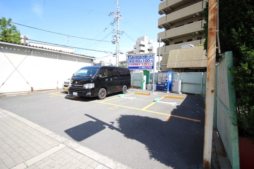 駐車場 ジュネス西中島