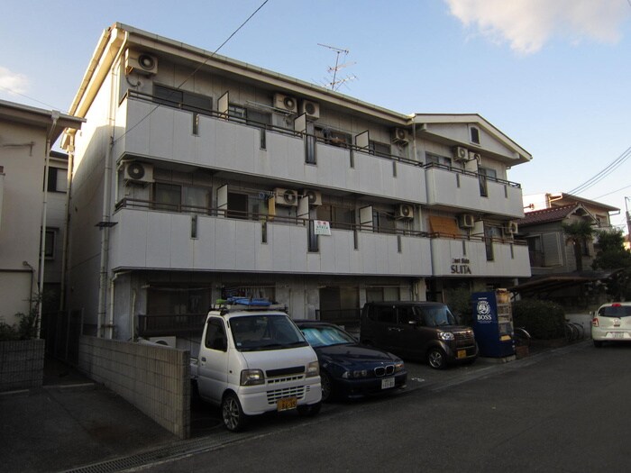 駐車場 イーストサイド吹田