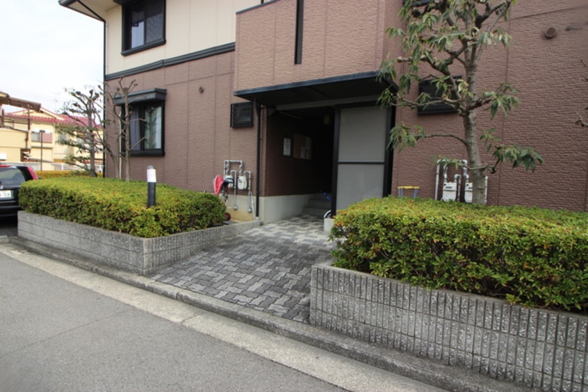 エントランス部分 ドミ－ル