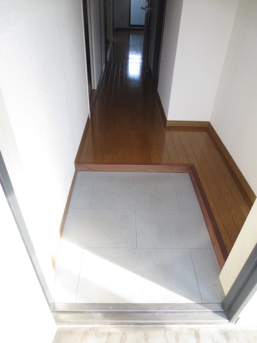 玄関 メゾンＩＹＡＳＡＫＡ