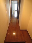 廊下 メゾンＩＹＡＳＡＫＡ