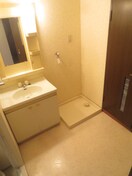 洗濯機置場 メゾンＩＹＡＳＡＫＡ