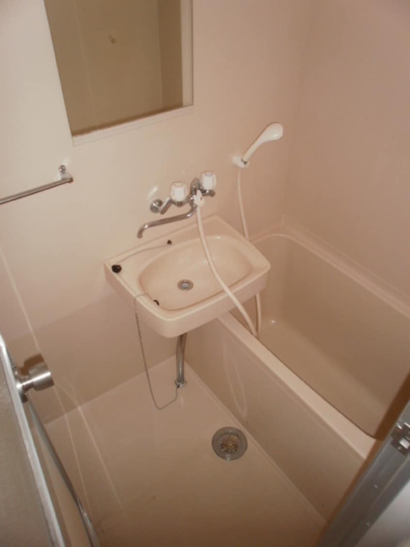 バス／シャワールーム等 ウェルネス三界