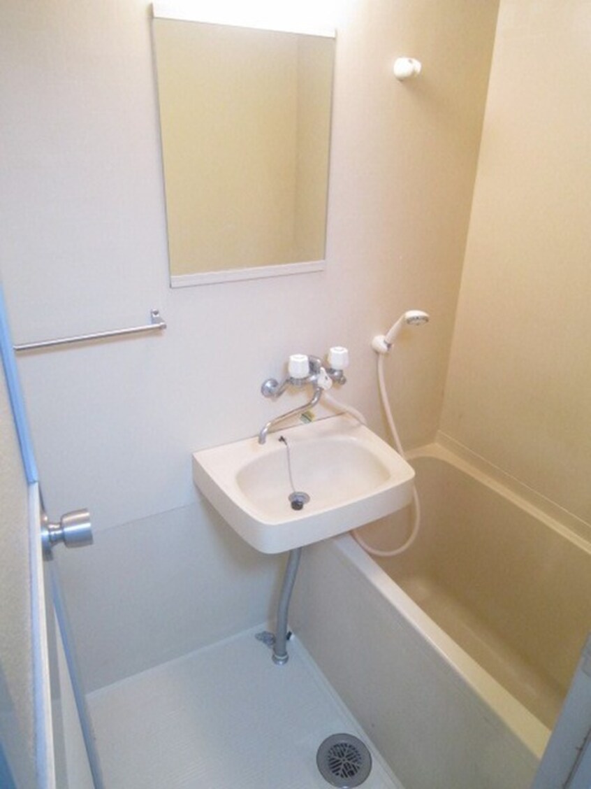 洗面 ウェルネス三界