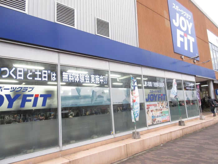 スポーツジム(公園)まで290m LeA･LeA　神戸12番館