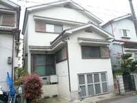 芝生町４丁目貸家