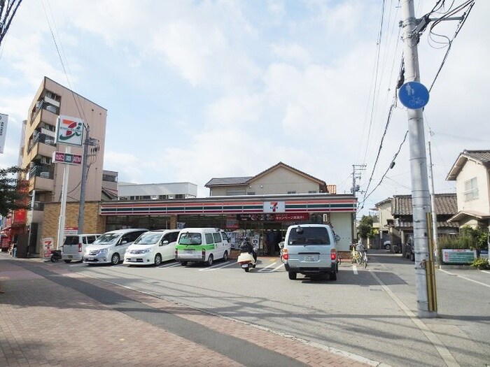 セブンイレブン(コンビニ)まで372m ＦＤＳ吹田Ⅰ番館