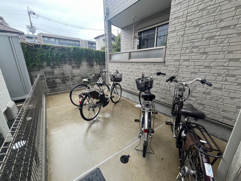 駐輪場 クレアール岸部