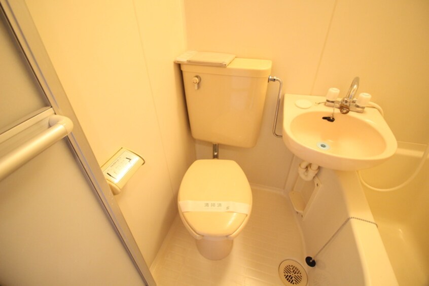トイレ シテｨパレス緑地公園