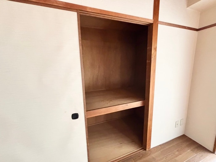 収納 プレジデント宝塚（210）