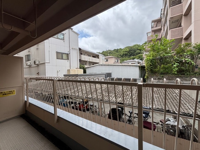 ベランダ・バルコニー プレジデント宝塚（210）