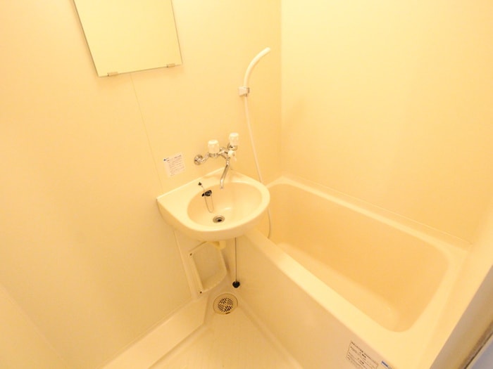 バス／シャワールーム等 カルムイン江坂Ⅲ