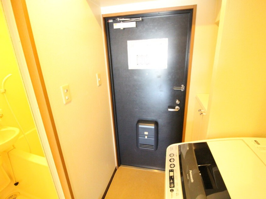 玄関 カルムイン江坂Ⅲ