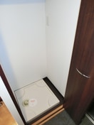 洗濯機置場 ｱｸｱﾌﾟﾚｲｽ京都御所ノ内（502）