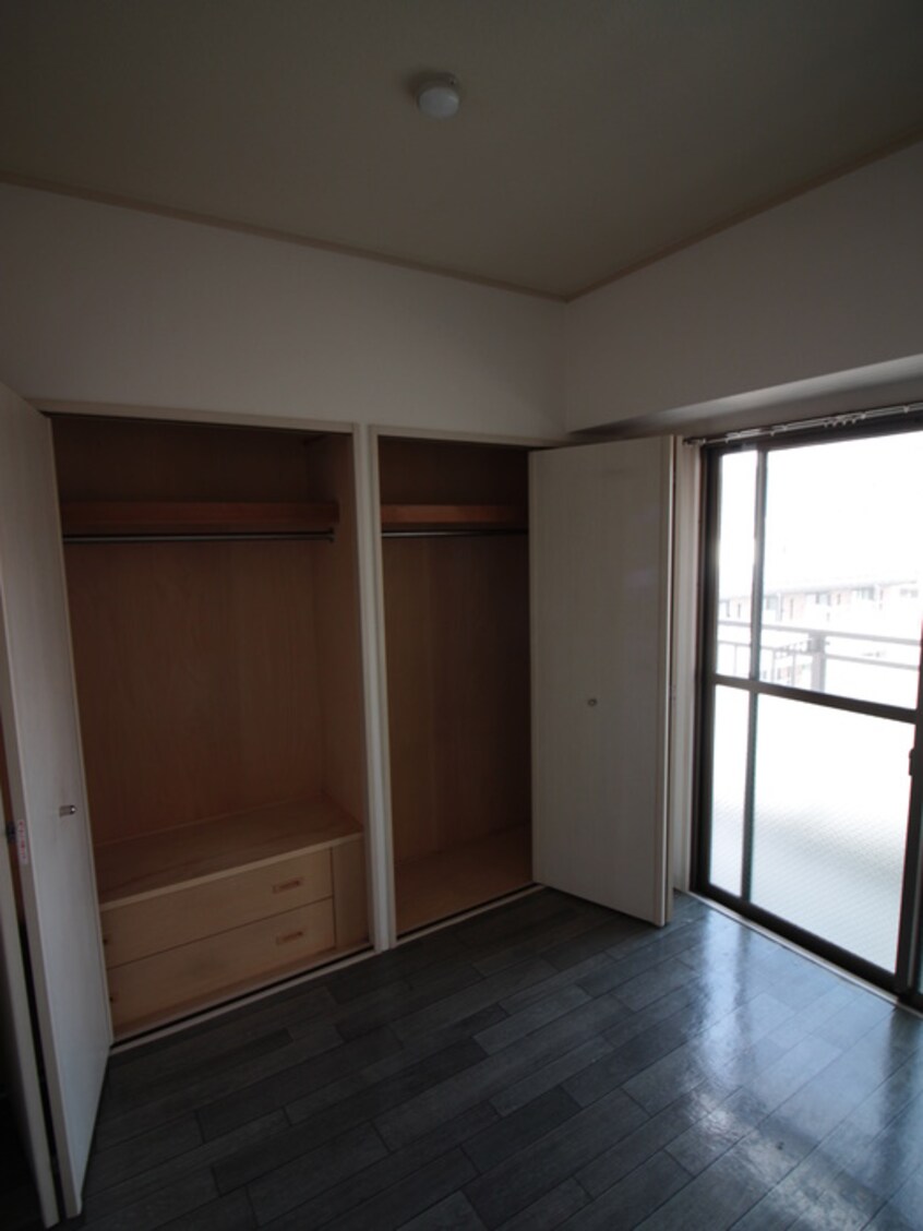 収納 コレクトゥフォーレ住道