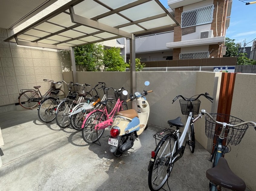 駐輪場 レジデンス橘