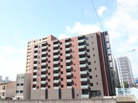 ﾌｧｰｽﾄﾌｨｵｰﾚ阿波座ｱｸｱ(902)