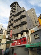 サングラン千代崎の外観