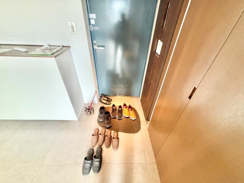 玄関 ＢＬＡＬＹＳ