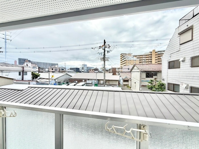 室内からの展望 高栄マンション