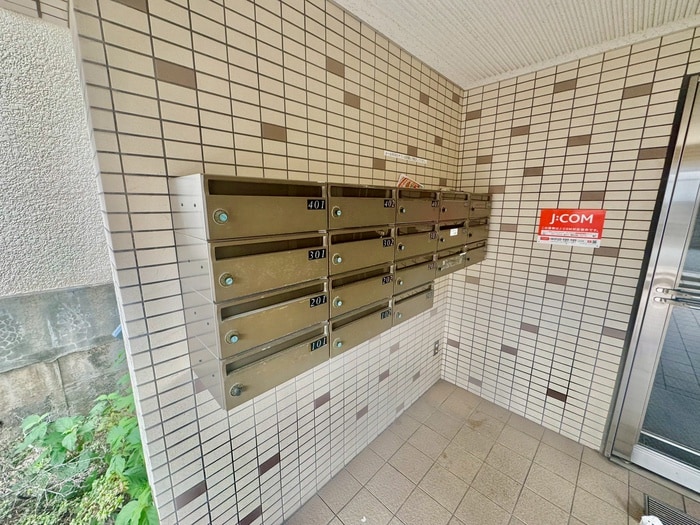 建物設備 クラウンハウス