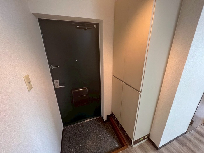 玄関 クラウンハウス