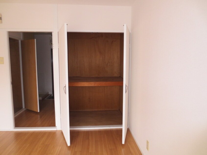 収納 シャトー朝霧