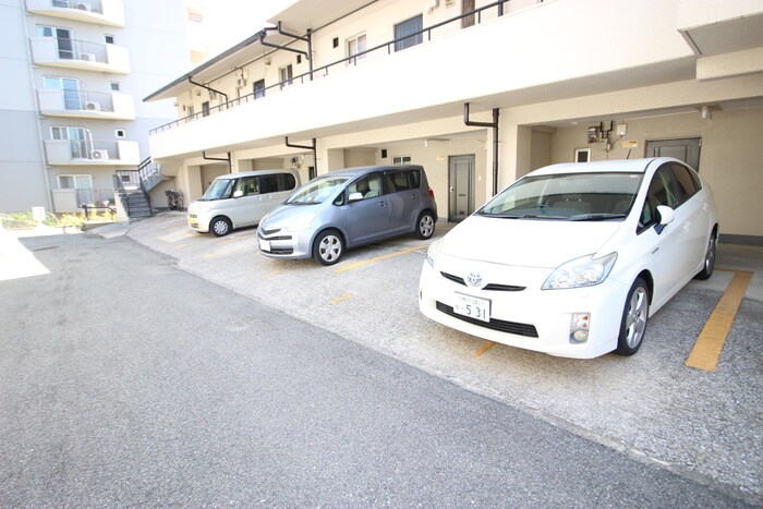 駐車場 シャトー朝霧