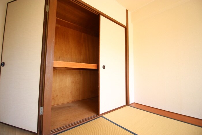 収納 シャトー朝霧