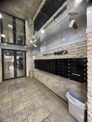 エントランス部分 ブルグリンコ－ト布施駅前